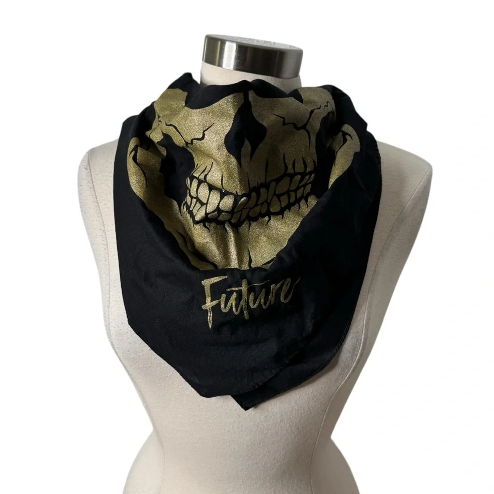 Future Hndrxx Double‎ Skull Metallic Silver Gold Bandana